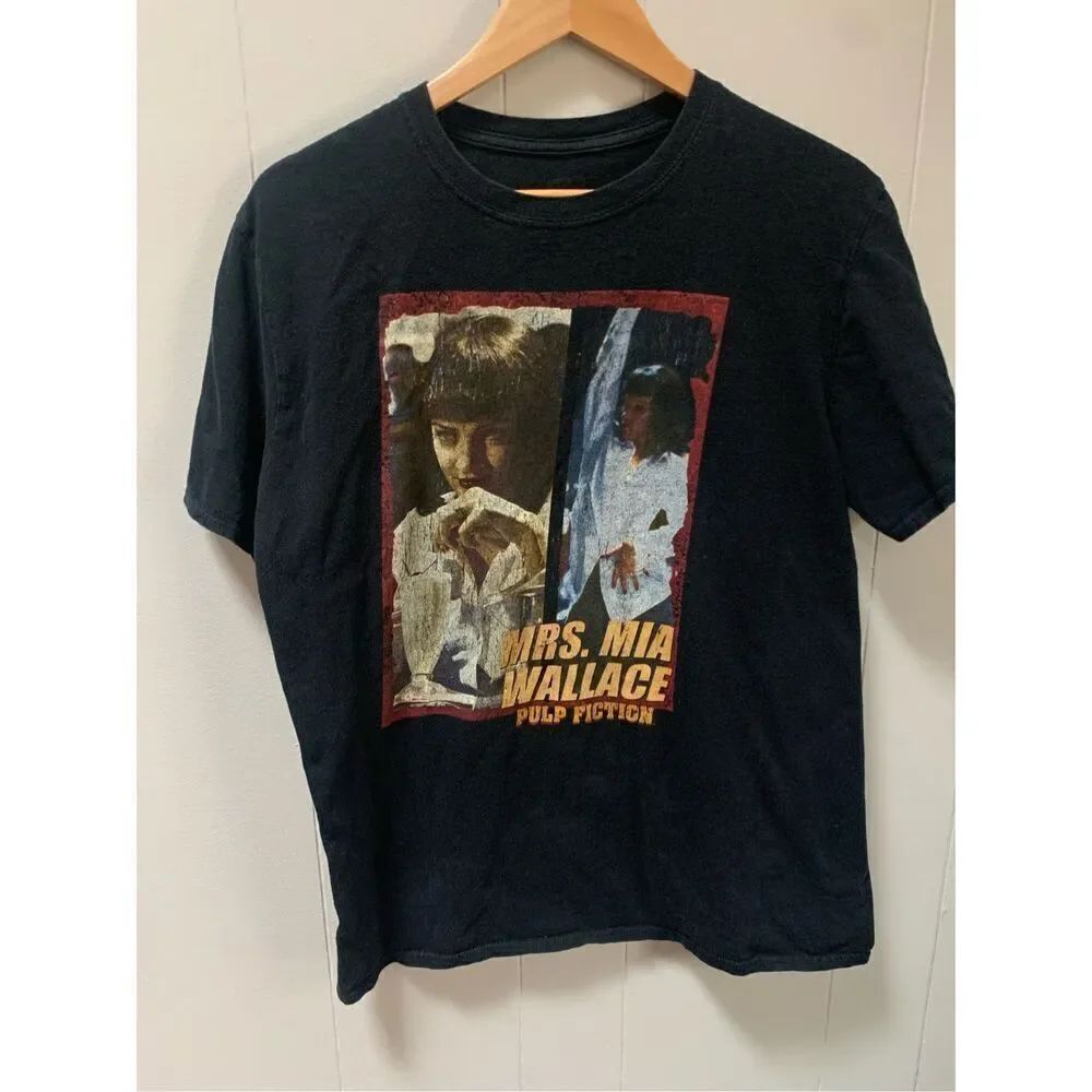 Pulp Fiction Mrs. Mia Wallace Shirt Size Large